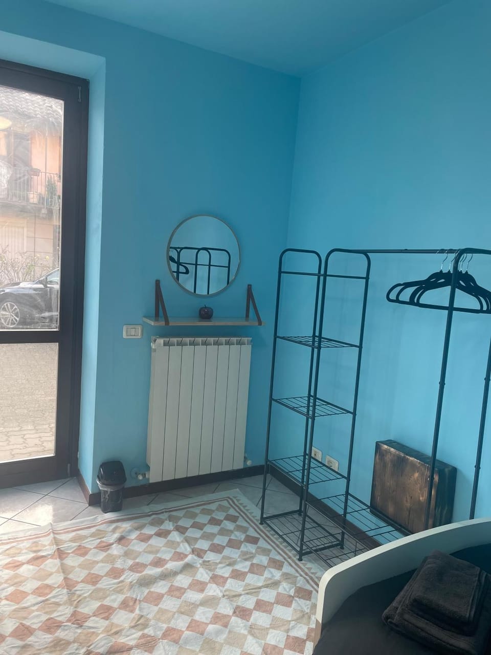 Photo of the whole room, wardrobe