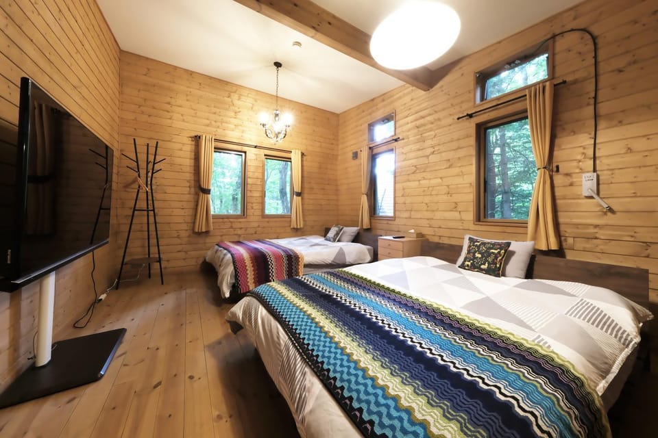 TV and multimedia, Bedroom, air conditioner