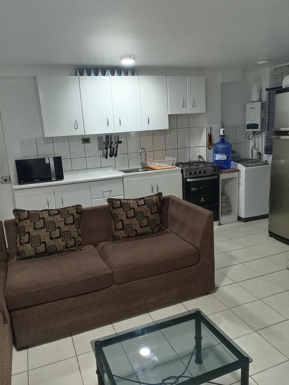 Kitchen or kitchenette, Living room