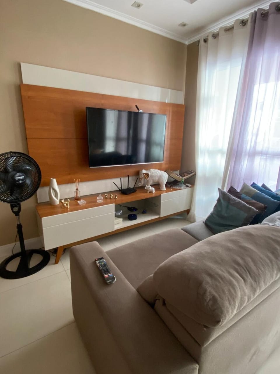 Communal lounge/ TV room, TV and multimedia, Living room, Seating area