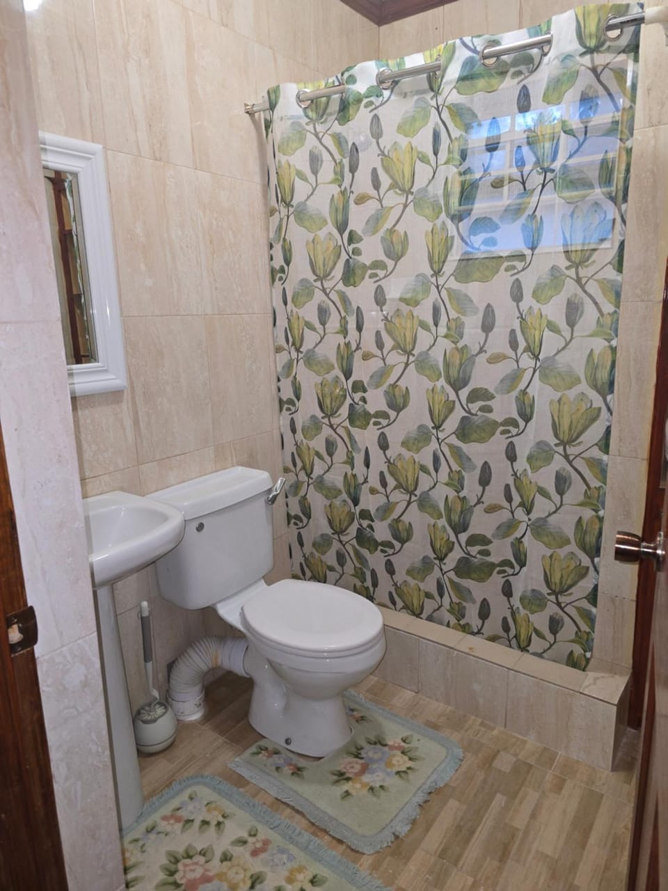 Historic Manor Apartment in Bridgetown