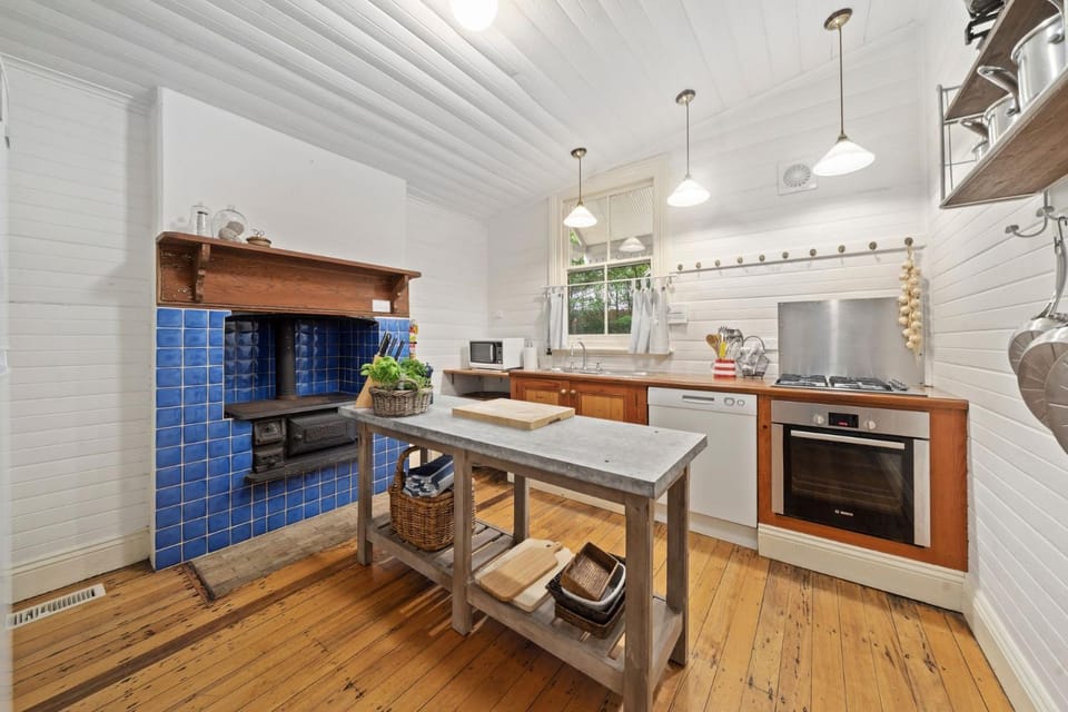 Brechin Cottage House in Blackheath