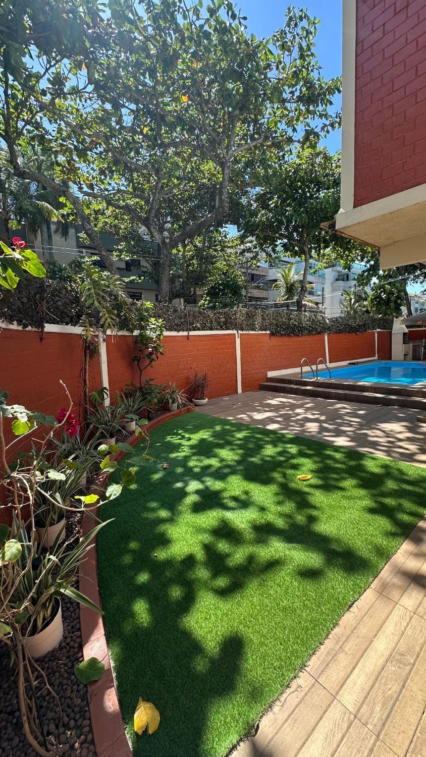 Garden, Swimming pool, Inner courtyard view