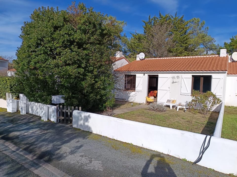 Maison rétro 62m² près de la plage - Animaux acceptés - FR-1-540-314 House in Notre-Dame-de-Monts