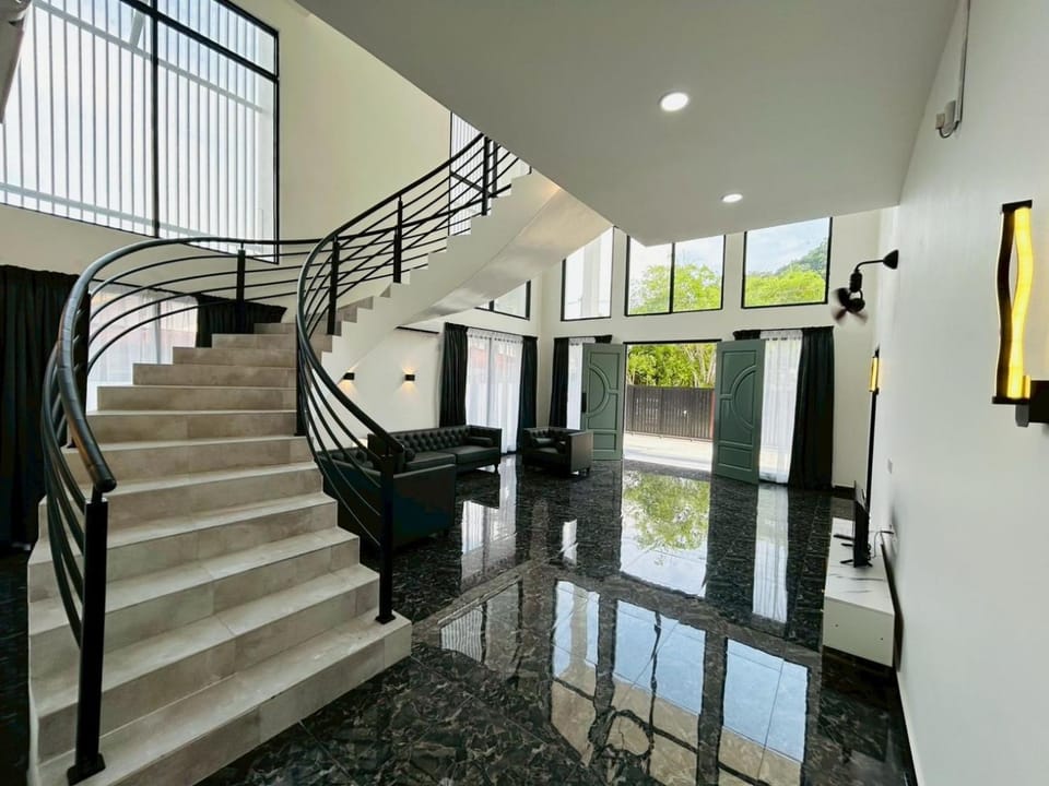 Living room, On site