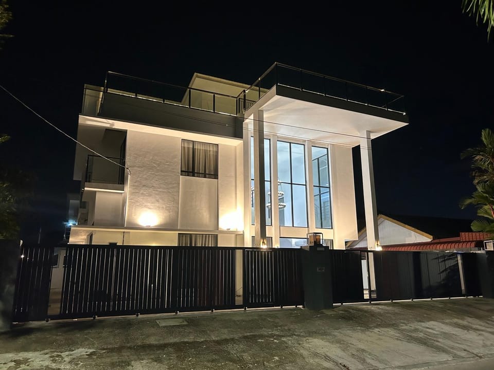 Property building, Night