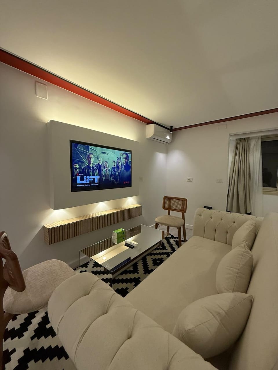 Modern luxury Apartment 8A in Heart of zamalek visits allowed by APOLO Apartment in Cairo