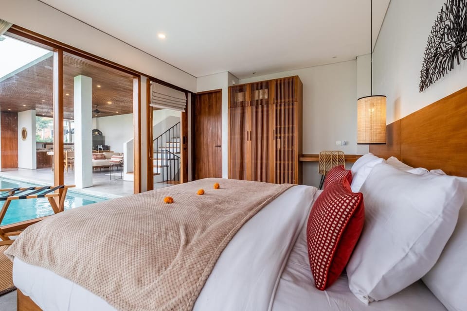 Bed, Photo of the whole room, Bedroom, wardrobe