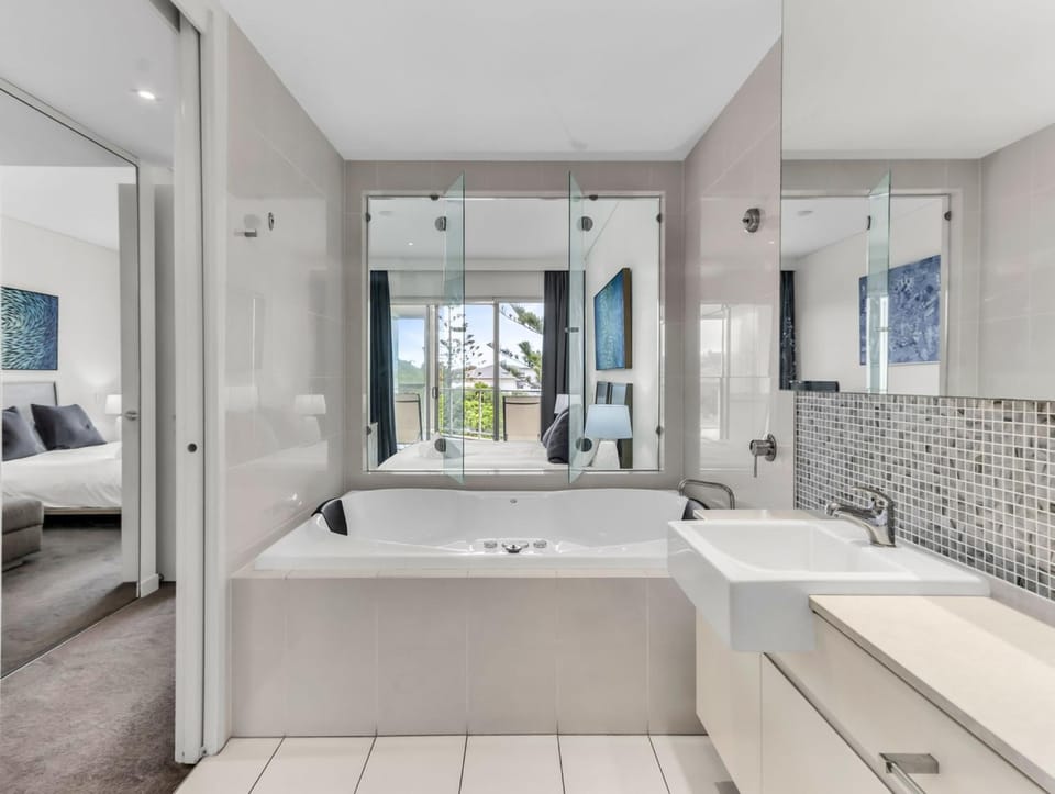 Bed, Bathroom, Bedroom, Bath