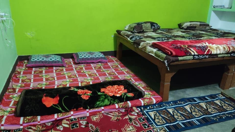 Family Budget full tour Home Stay just 1km to Mahakumbh Sangam Vacation rental in Uttar Pradesh