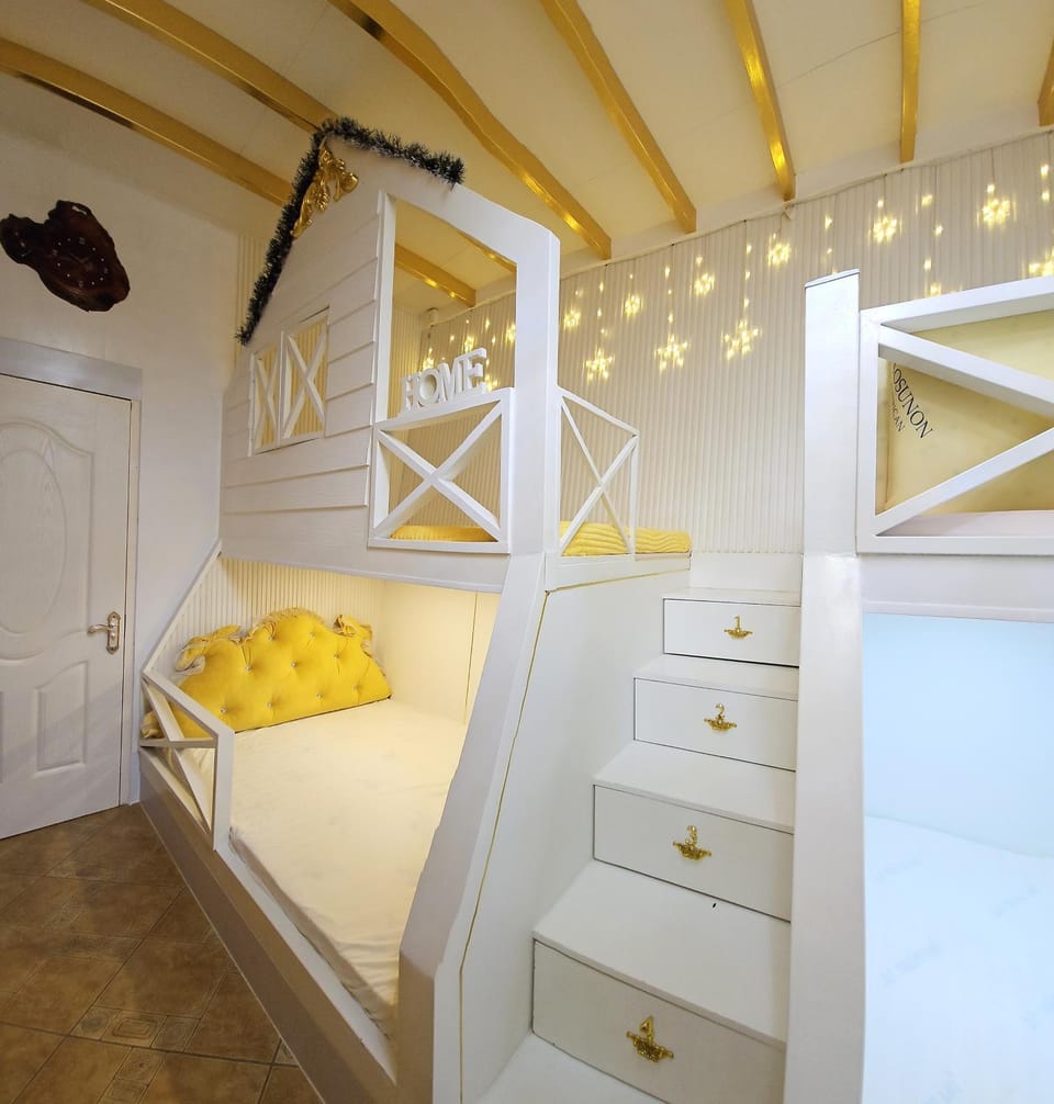 Bed, Photo of the whole room, Bedroom, bunk bed, wardrobe