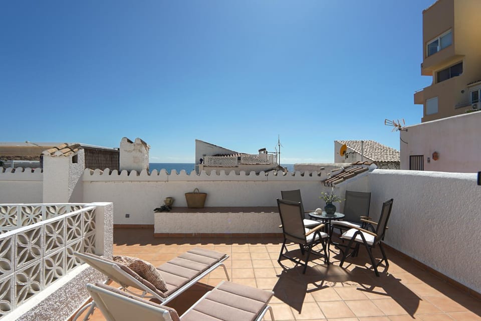 Balcony/Terrace, Dining area, sunbed