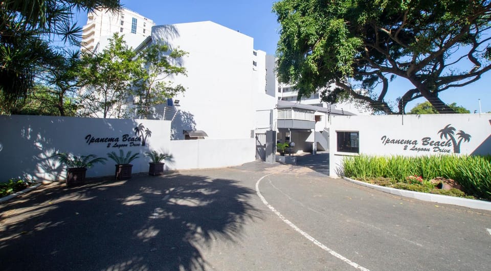 Property building, Day, Street view