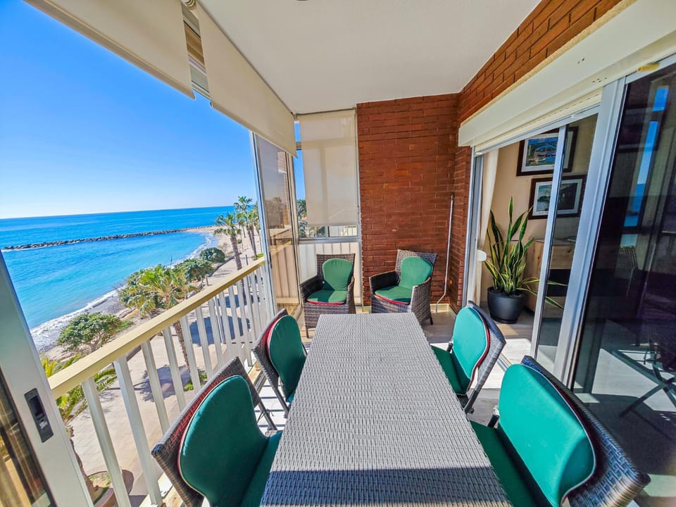 LITORAL COSTA DORADA - CANASTEL Only Families Apartment in Cambrils