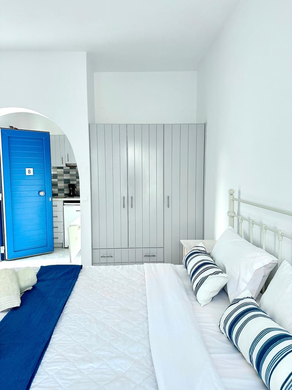 Bed, Bedroom, wardrobe