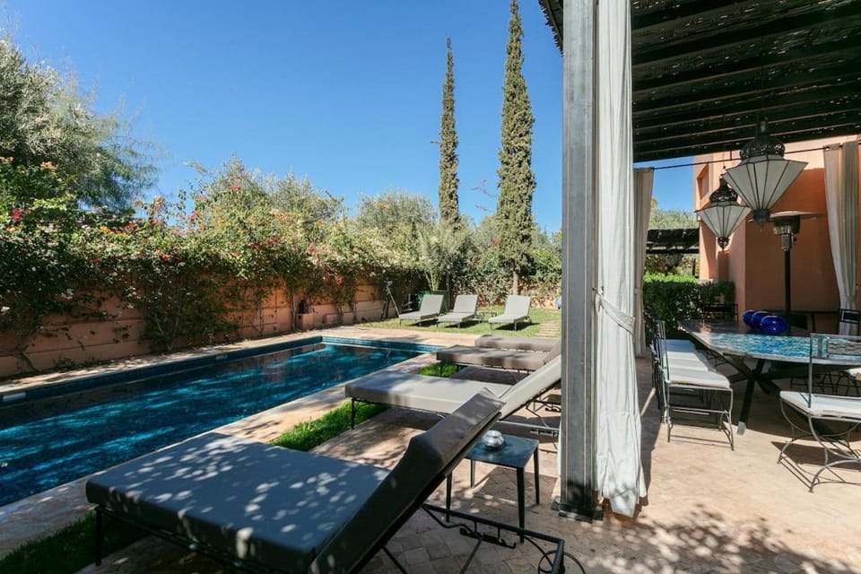 Day, Garden, Garden view, Pool view, Swimming pool, sunbed