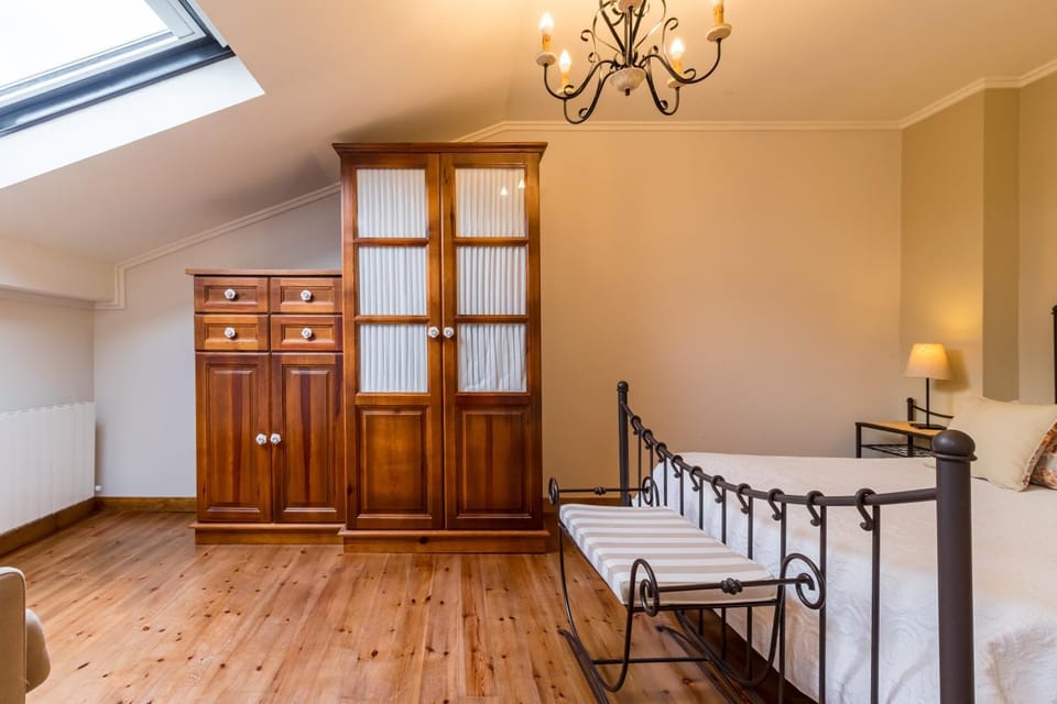 Property building, Living room, Bedroom