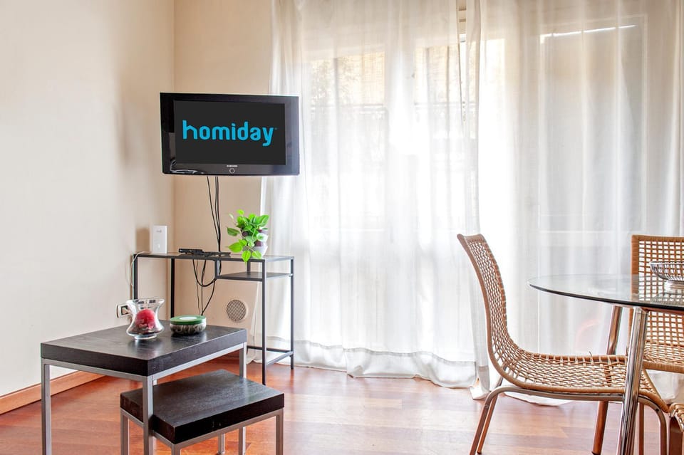 TV and multimedia, Dining area, air conditioner