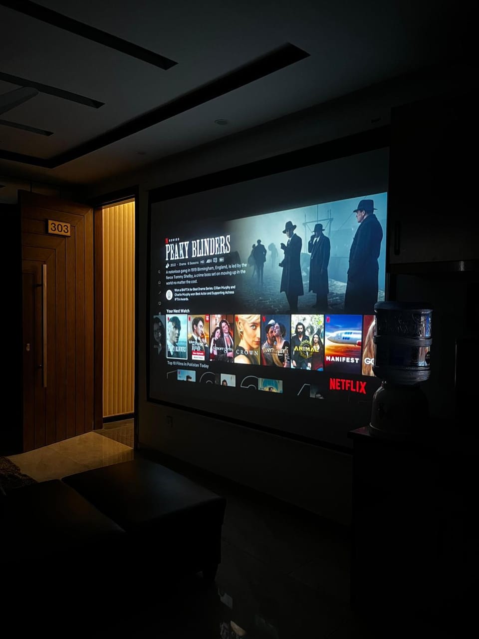Cineplex Lodges Executive 2 Apartment in Islamabad