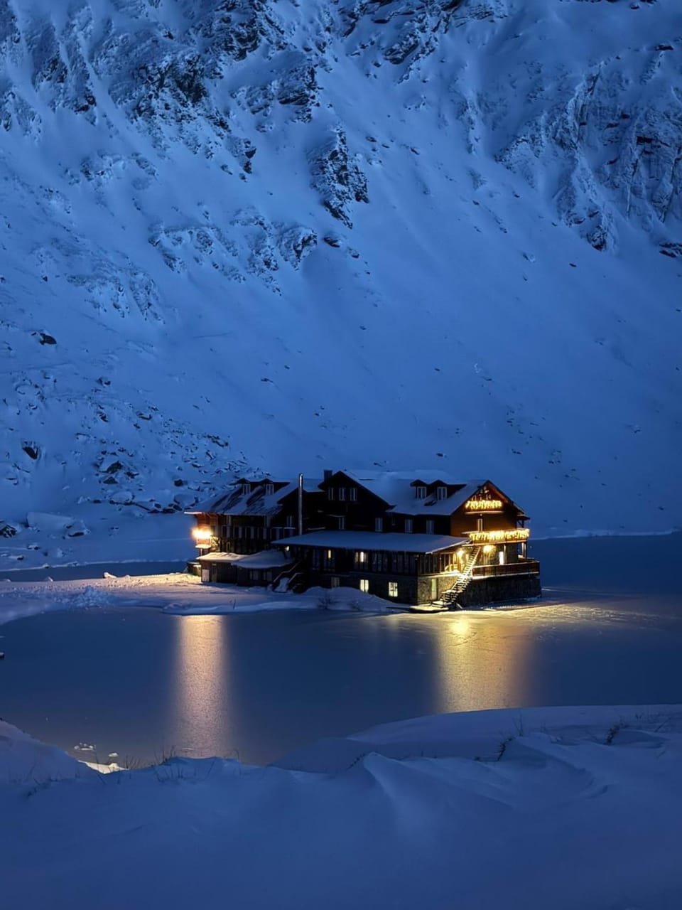 Cabana Bâlea Lac Hotel in Romania