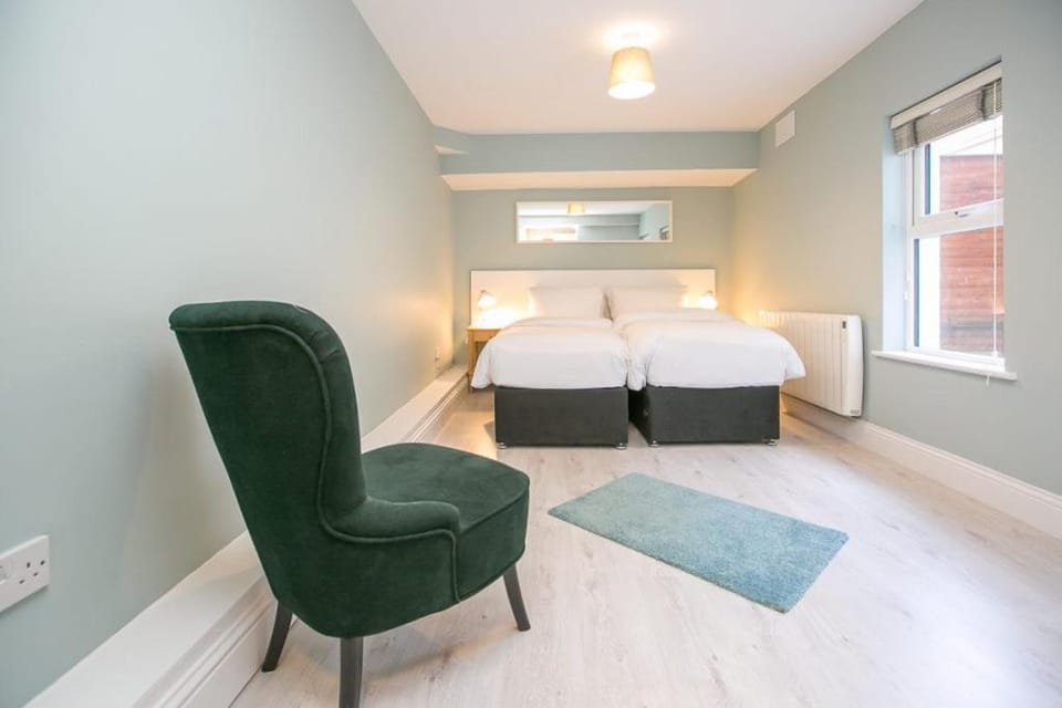Pearse Street Gardens Apartment in Dublin