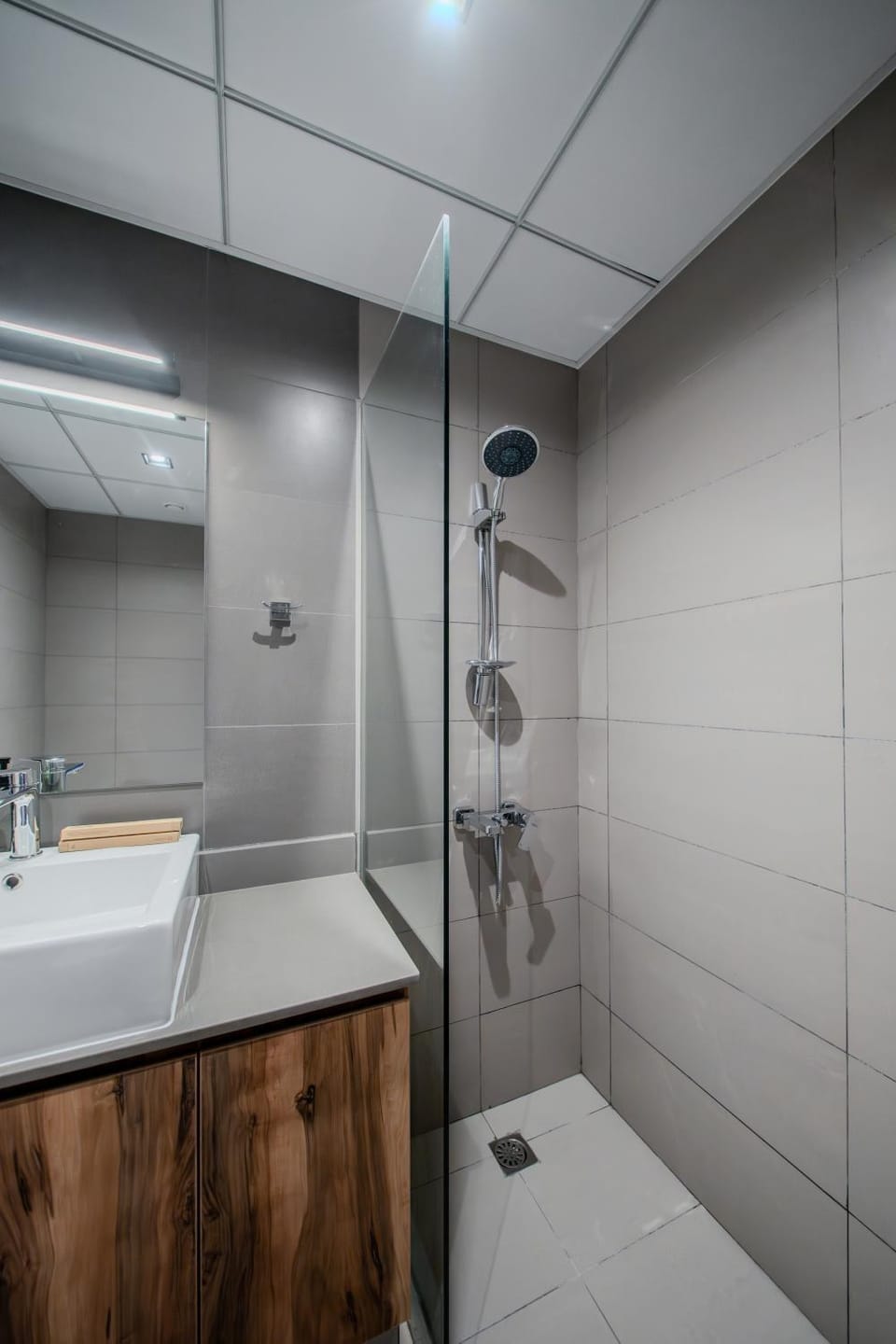 1BR Private Apartment - Perfect Home Apartment in Al Sharjah
