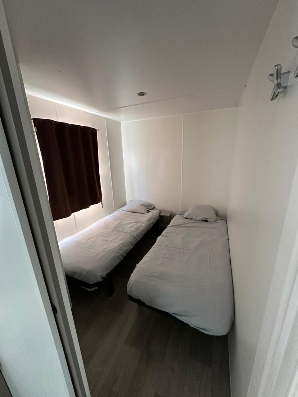 Bungalow 4-6 personnes Campground/ 
RV Resort in Lattes