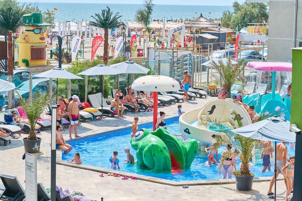 Sea view, Swimming pool