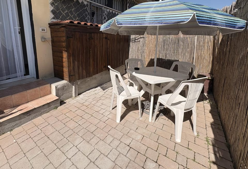 Inner courtyard view