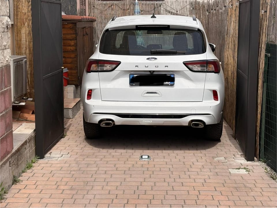 Day, Parking