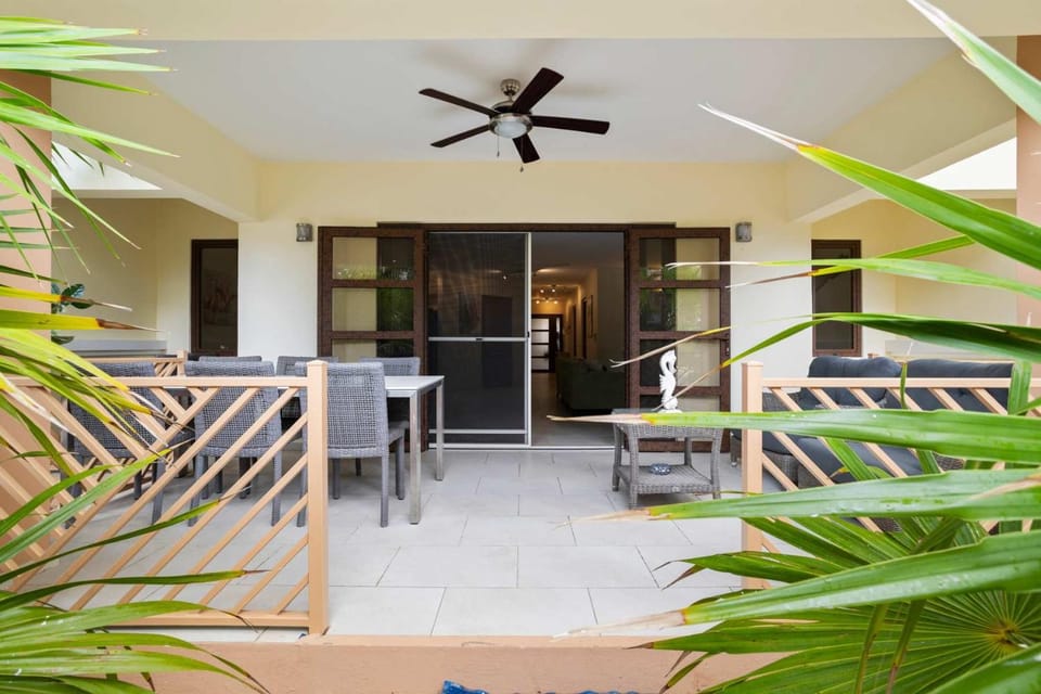 Bon Bida Flamingo with refreshing shared swimming pool Apartment in Venezuela
