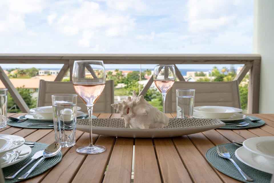 Belnem Breeze Rileks with Views Towards the Sea and Sunset Apartment in Venezuela