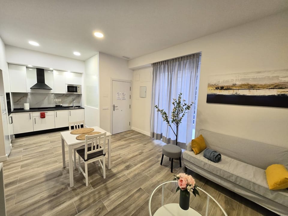 Kitchen or kitchenette, Living room, Dining area, stove