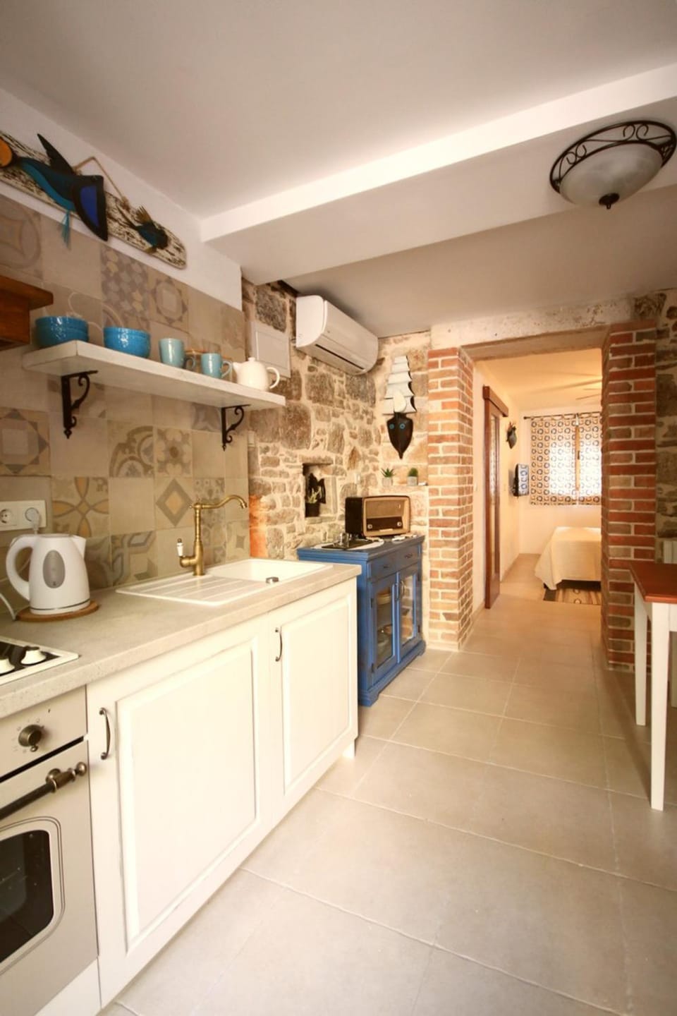 Coffee/tea facilities, Kitchen or kitchenette