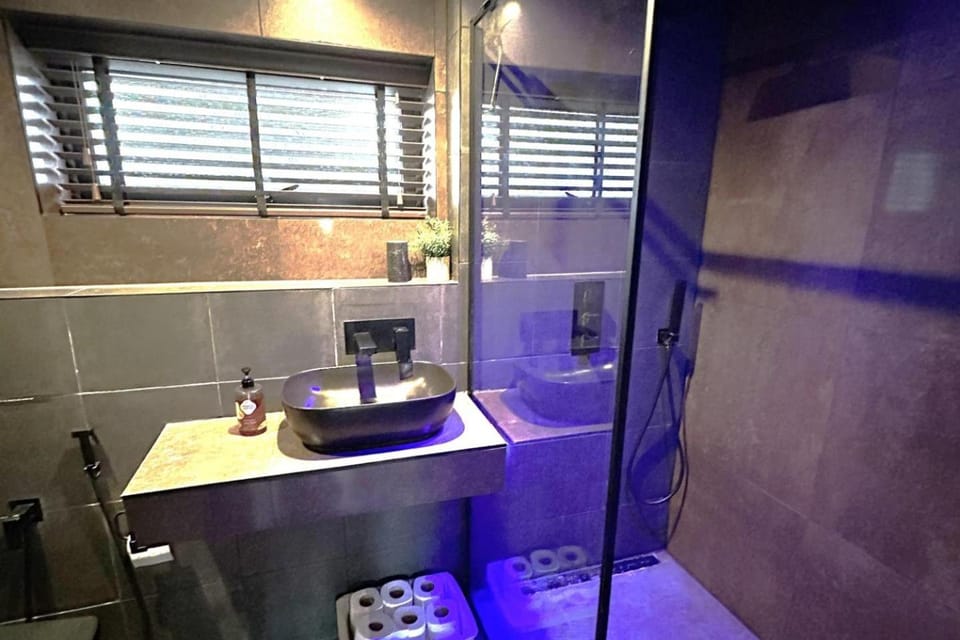 Leamington Spa-3 Bed-Garden-Pets-Free Parking House in Royal Leamington Spa