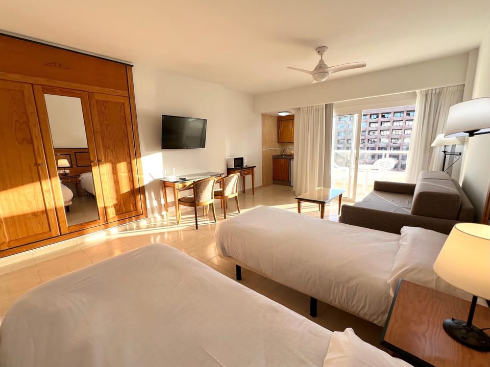 Living room, Photo of the whole room, wardrobe