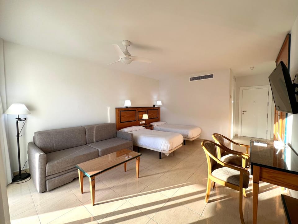 Bed, Living room, Photo of the whole room