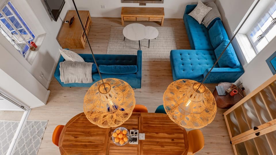 Living room, Photo of the whole room, Seating area, Dining area