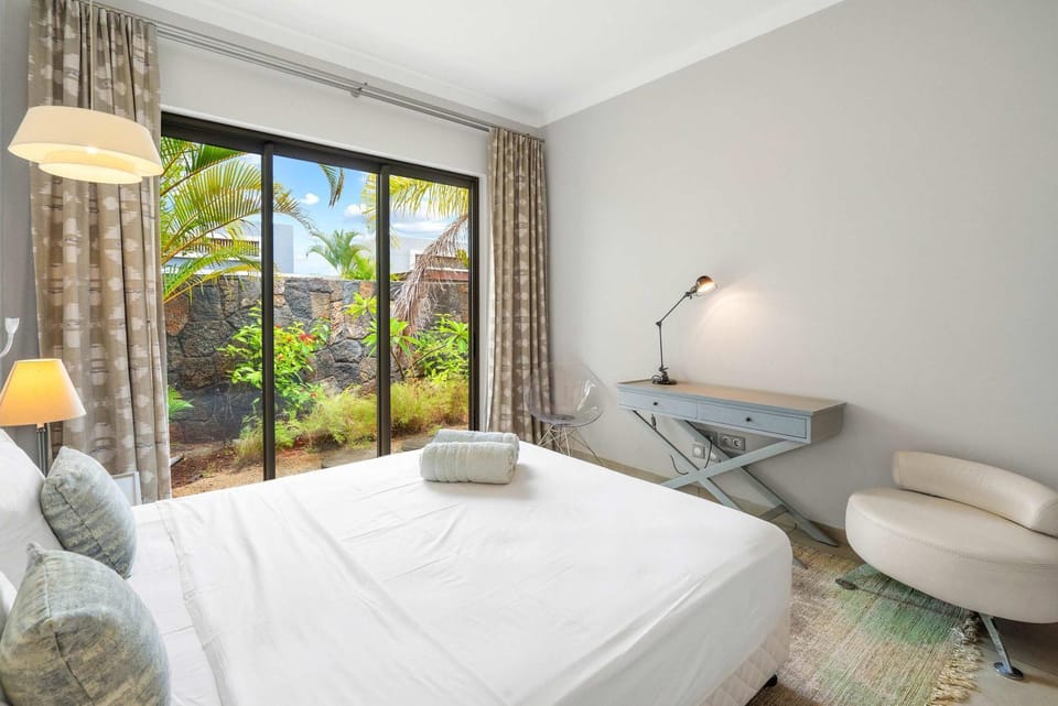 Villa Sandpiper - Premium Stay in the North Villa in Mauritius