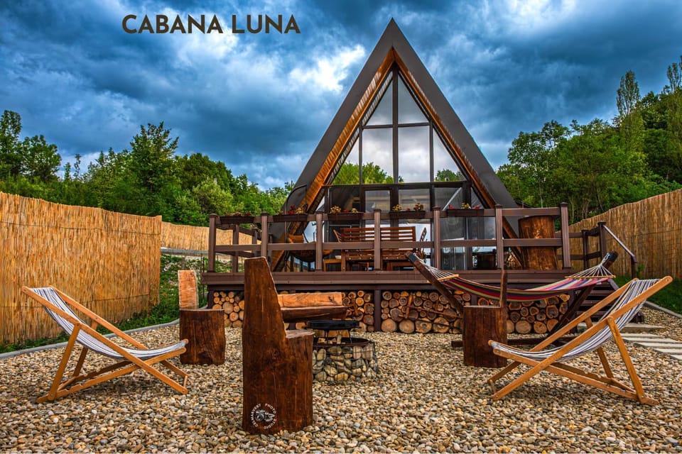Property building, Day, Natural landscape