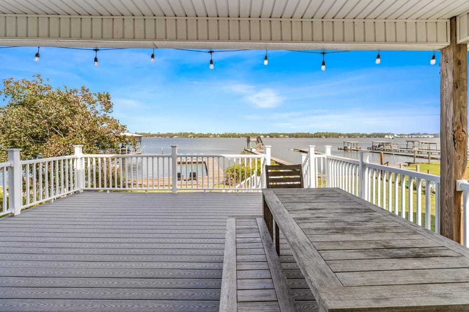 Serenity Shores House in West Beach