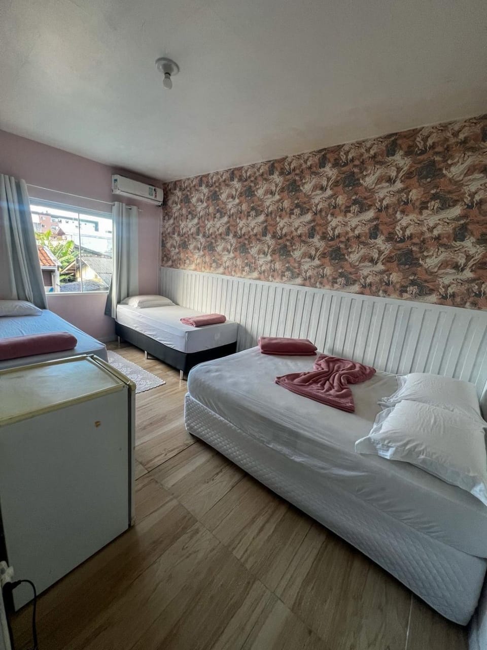 Hospedagem Doce lar Hostel in Joinville