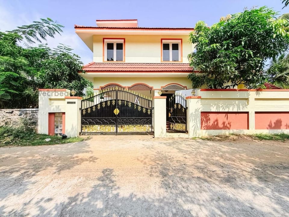 Pearl House Villa Panayur & Uthandi 4BHK VIlla with Private Pool ECR Beach, Chennai Villa in Chennai