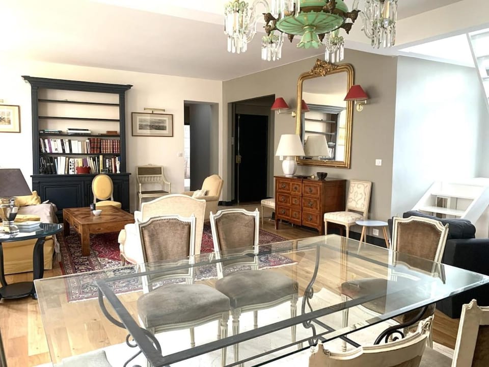 Paris 15, beautiful 3 bedrooms Apartment in Paris