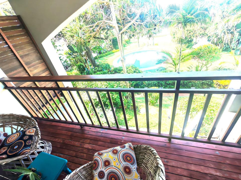 OceanFront- Resort Living Opposite Beach- Stunning Apartment in KwaZulu-Natal