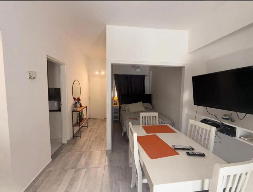 Muy buen apartamento con parrilla y piscina, en country Apartment in Pilar