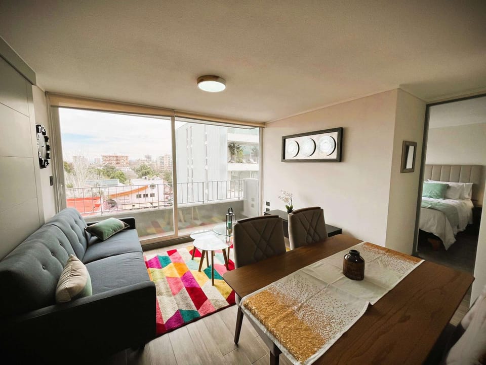 HOM I 2D2B 4PAX I Parking I Metro Inés de Suarez FB106 Apartment in Providencia