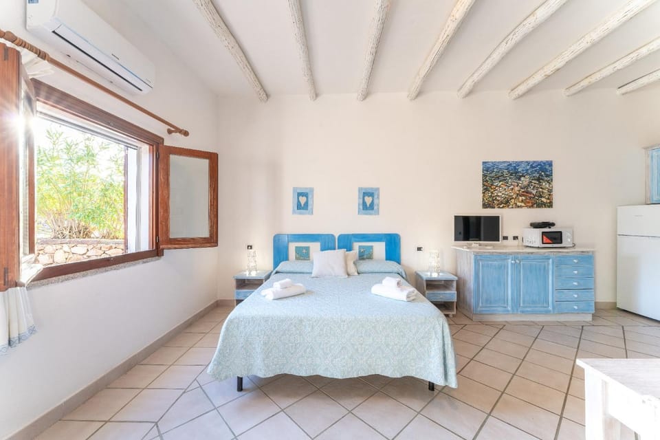 Chic Villa Antonina B4 1 BedroomApartment sleeps 4 Apartment in Sardinia