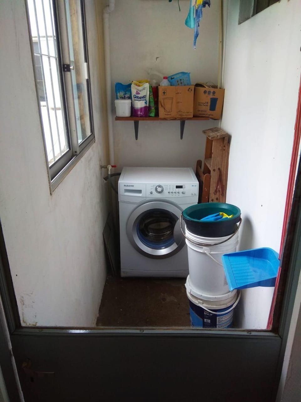 Toilet, washing machine