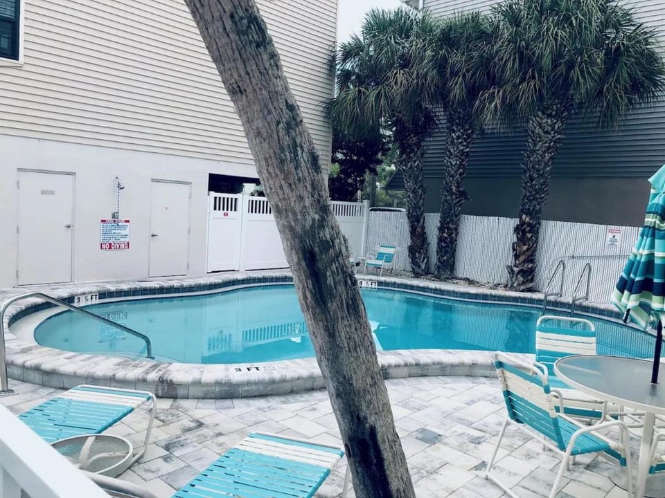 Pool view, Swimming pool, Swimming pool